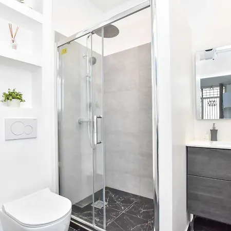 Cozy - 1br-6p - Madeleine Apartmán